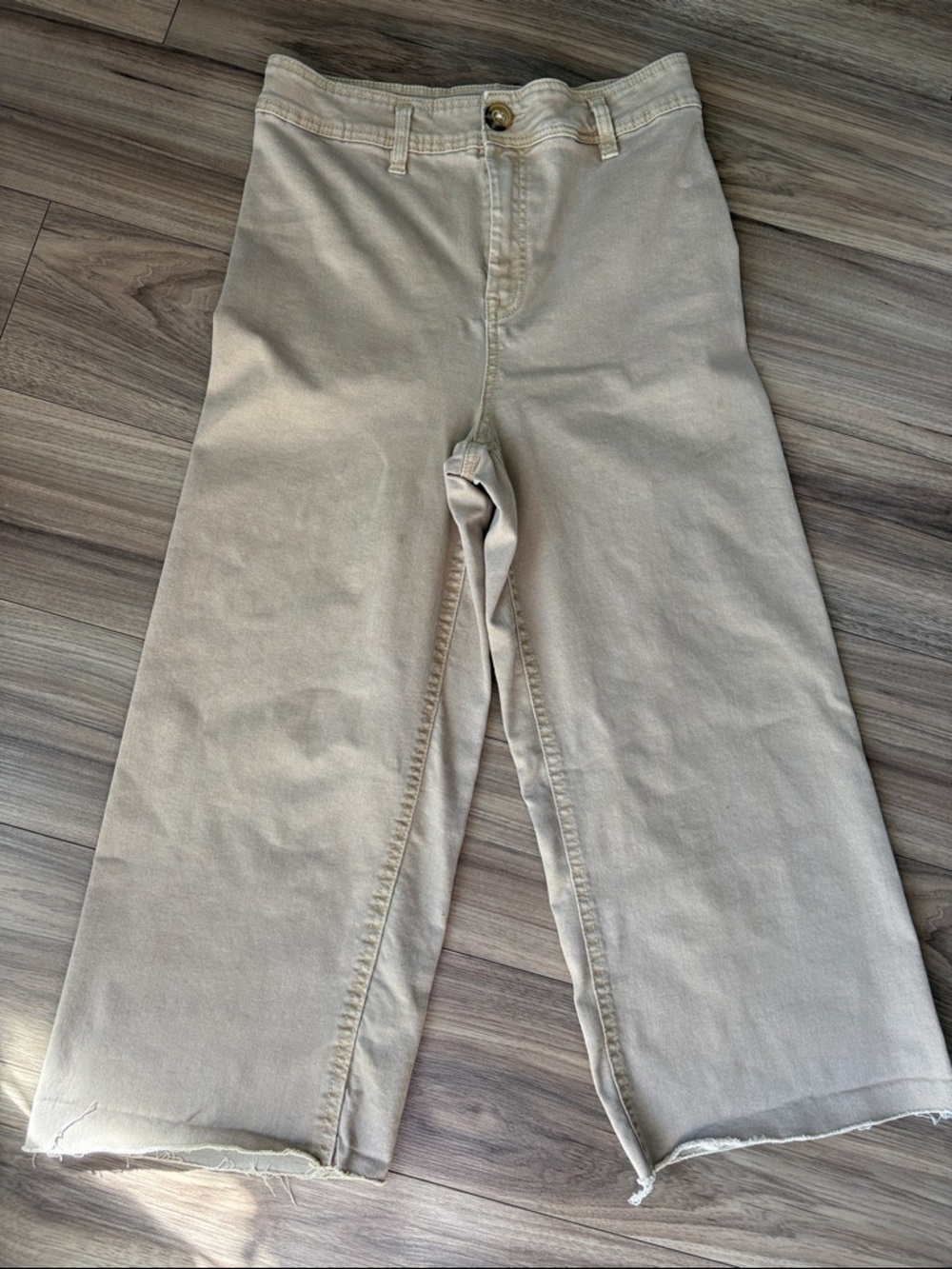 Dex Beige Cropped Wide-Leg Jeans